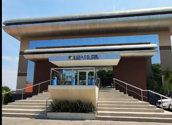 Fachada do Espaço CDL em Cuiabá